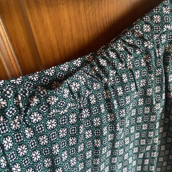 J. Jill Flared A-Line Midi Skirt Green Floral Clover Size 2X Stretch Boho Artsy - Picture 7 of 10